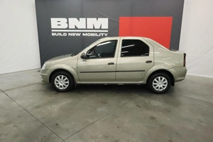 Седан Renault Logan 2011 года, 780000 рублей, Курск