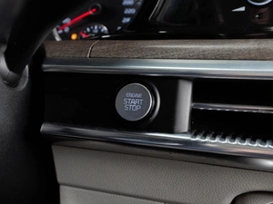 Седан Kia K5 2020 года, 2385000 рублей, Тюмень