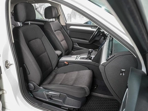 Седан Volkswagen Passat 2016 года, 1799000 рублей, Воронеж