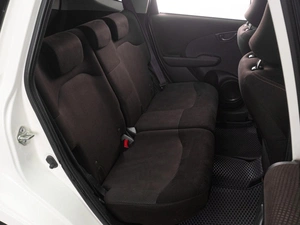 Хетчбэк Honda Fit 2012 года, 829000 рублей, Тюмень