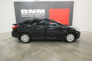 Седан Ford Focus 2011 года, 820000 рублей, Курск