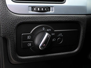 Внедорожник Volkswagen Touareg 2011 года, 2050000 рублей, Волгоград