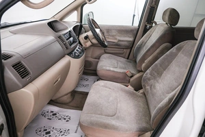 Минивэн Nissan Serena 2002 года, 499000 рублей, Красноярск