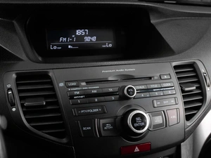 Седан Honda Accord 2011 года, 1599000 рублей, Тюмень