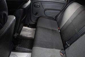 Седан Renault Logan 2011 года, 419000 рублей, Сургут