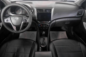 Седан Hyundai Solaris 2015 года, 819000 рублей, Кемерово