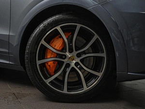 Внедорожник Porsche Cayenne Turbo 2018 года, 8989000 рублей, Ставрополь