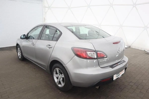 Седан Mazda 3 2010 года, 810000 рублей, Орёл