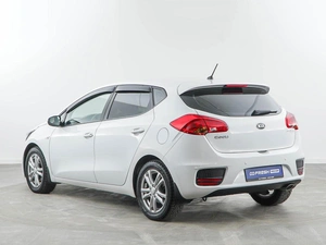 Хетчбэк Kia Ceed 2015 года, 1598055 рублей, Москва
