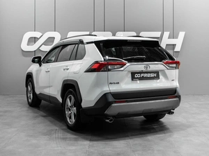 Внедорожник Toyota RAV4 2020 года, 3627554 рублей, Тюмень