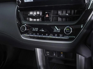 Внедорожник Toyota Corolla Cross 2023 года, 4020000 рублей, Ростов-на-Дону