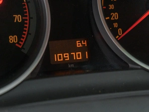 Седан Opel Astra 2013 года, 669000 рублей, Сургут