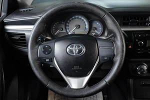 Седан Toyota Corolla 2013 года, 1119000 рублей, Тюмень