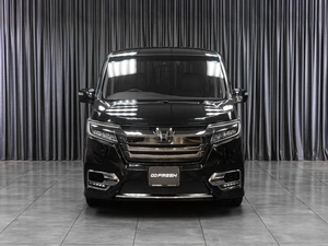 Минивэн Honda Stepwgn Spada 2021 года, 3049000 рублей, Тюмень