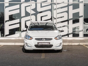 Седан Hyundai Solaris 2013 года, 988000 рублей, Краснодар