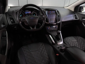 Хетчбэк Ford Focus 2013 года, 933000 рублей, Воронеж