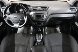 Седан Kia Rio 2016 года, 999000 рублей, Омск