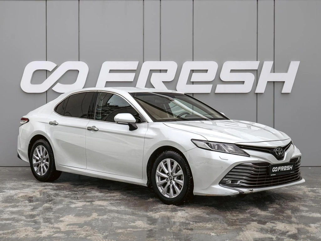 Седан Toyota Camry 2018 года, 2570000 рублей, Краснодар