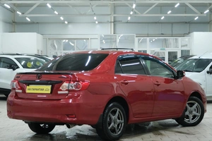 Седан Toyota Corolla 2011 года, 1149000 рублей, Омск