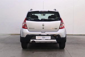 Хэтчбек Renault Sandero 2014 года, 675000 рублей, Брянск