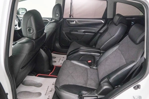 Хетчбэк Honda Jade 2017 года, 1499000 рублей, Красноярск