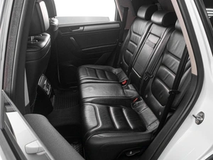 Внедорожник Volkswagen Touareg 2013 года, 2589000 рублей, Тюмень