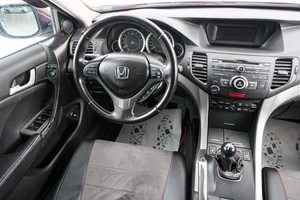 Седан Honda Accord 2008 года, 879000 рублей, Красноярск