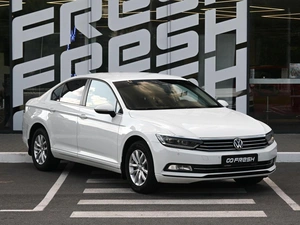Седан Volkswagen Passat 2016 года, 1700000 рублей, Волгоград