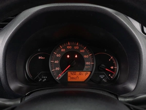 Хетчбэк Toyota Vitz 2019 года, 969000 рублей, Тюмень