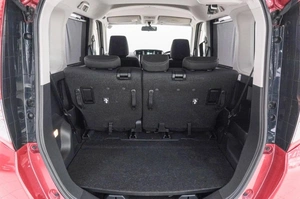 Минивэн Toyota Roomy 2017 года, 939000 рублей, Красноярск