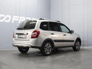 Универсал ВАЗ (LADA) Granta Cross 2021 года, 810000 рублей, Омск