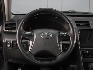 Седан Toyota Camry 2010 года, 1690000 рублей, Омск