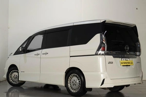 Минивэн Nissan Serena 2019 года, 2369000 рублей, Челябинск