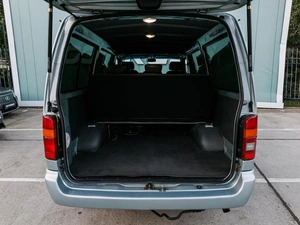 Минивэн Toyota Hiace 2002 года, 1000000 рублей, Большой Сочи