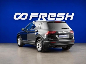 Внедорожник Volkswagen Tiguan 2017 года, 2498055 рублей, Москва