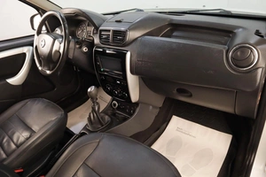 Внедорожник Nissan Terrano 2015 года, 999000 рублей, Челябинск
