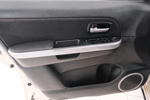 Внедорожник Suzuki Grand Vitara 2006 года, 969000 рублей, Красноярск