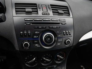 Хетчбэк Mazda 3 2012 года, 1190000 рублей, Краснодар