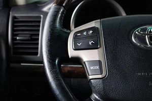 Внедорожник Toyota Land Cruiser 2010 года, 3059000 рублей, Сургут