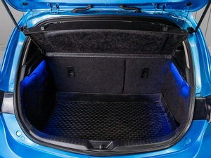 Хетчбэк Mazda 3 2011 года, 949000 рублей, Тюмень