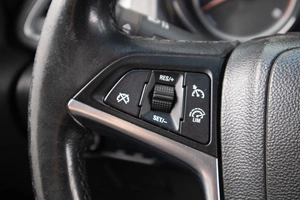 Хетчбэк Opel Astra 2012 года, 559000 рублей, Оренбург