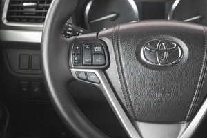Внедорожник Toyota Highlander 2013 года, 2609000 рублей, Кемерово