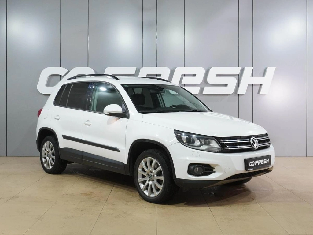 Внедорожник Volkswagen Tiguan 2012 года, 1099000 рублей, Воронеж
