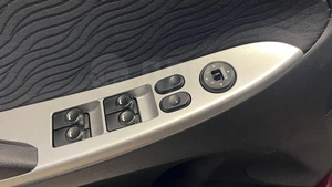 Хетчбэк Hyundai Solaris 2013 года, 948000 рублей, Красноярск