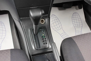 Хетчбэк Toyota Allex 2004 года, 619000 рублей, Тюмень