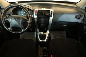 Внедорожник Hyundai Tucson 2008 года, 889000 рублей, Омск