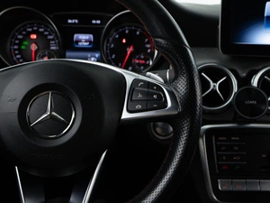 Внедорожник Mercedes-benz GLA-класс 2017 года, 2497077 рублей, Москва