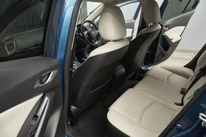 Седан Mazda Axela 2016 года, 1339000 рублей, Красноярск