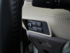 Внедорожник Toyota Highlander 2025 года, 6049000 рублей, Воронеж