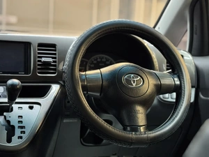Минивэн Toyota Wish 2005 года, 847000 рублей, Красноярск
